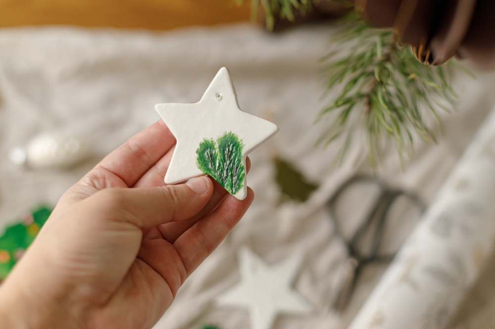 Kalėdų žaisliukai iš sodos ir krakmolo tešlos